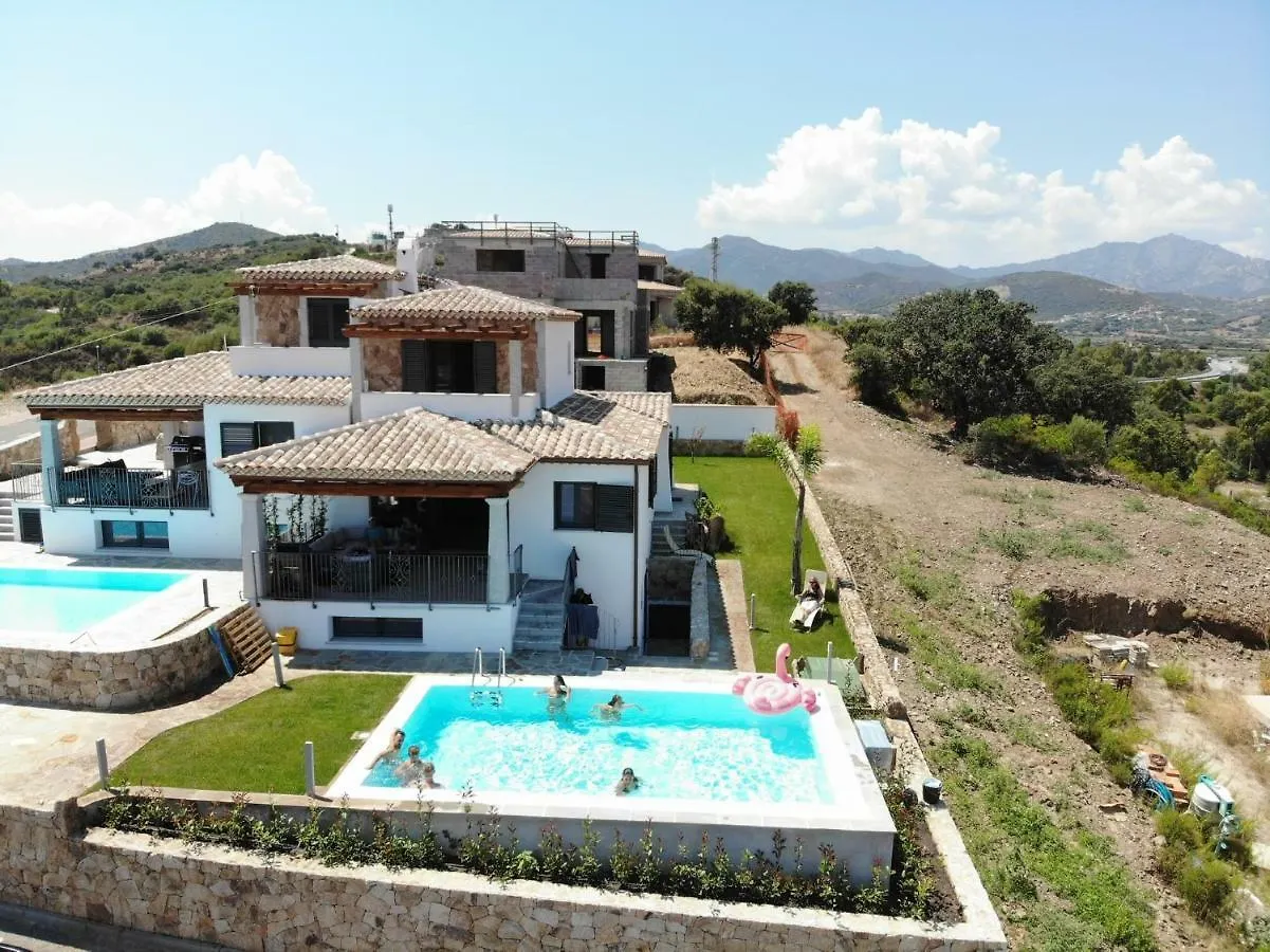 Villa Cavour - Doppelhaushaelfte Budoni Italy